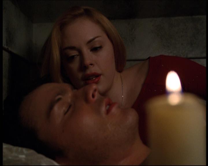 Charmed-Online-dot-net_605LovesAWitch1888.jpg Charmed-Online-dot-net_605LovesAWitch1888.jpg