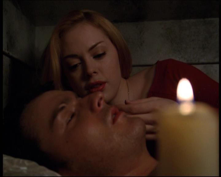 Charmed-Online-dot-net_605LovesAWitch1892.jpg