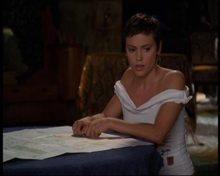 Charmed-Online-dot-net_605LovesAWitch1972.jpg Charmed-Online-dot-net_605LovesAWitch1972.jpg