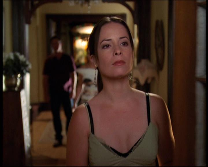 Charmed-Online-dot-net_605LovesAWitch1977.jpg Charmed-Online-dot-net_605LovesAWitch1977.jpg