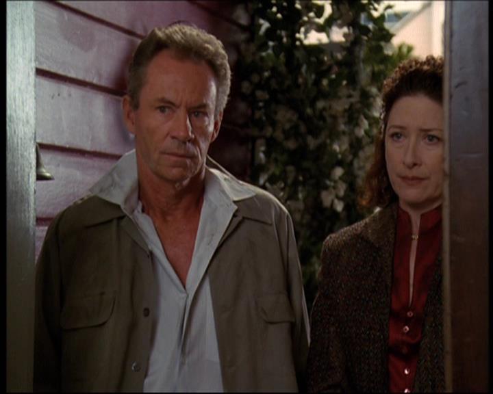 Charmed-Online-dot-net_605LovesAWitch1985.jpg Charmed-Online-dot-net_605LovesAWitch1985.jpg