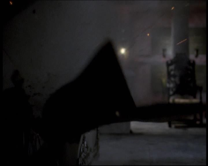 Charmed-Online-dot-net_605LovesAWitch1995.jpg Charmed-Online-dot-net_605LovesAWitch1995.jpg