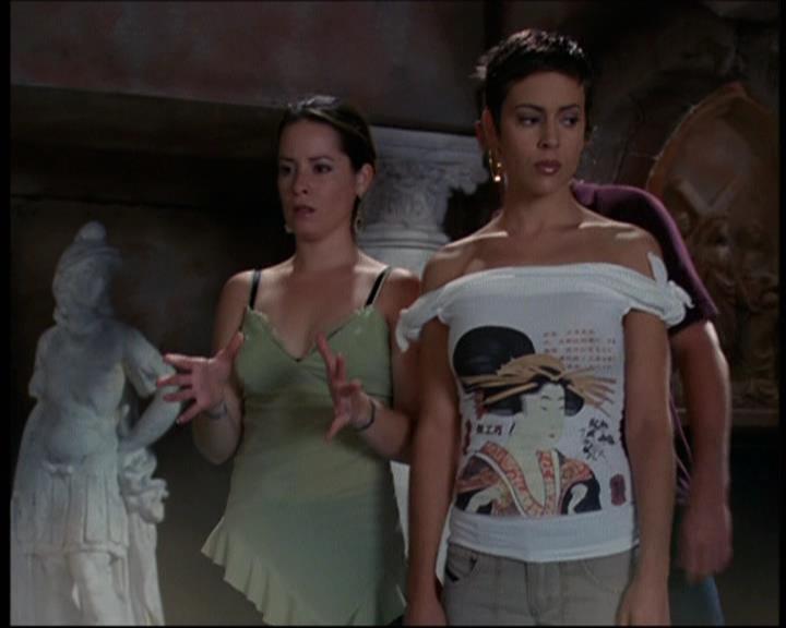 Charmed-Online-dot-net_605LovesAWitch1998.jpg Charmed-Online-dot-net_605LovesAWitch1998.jpg