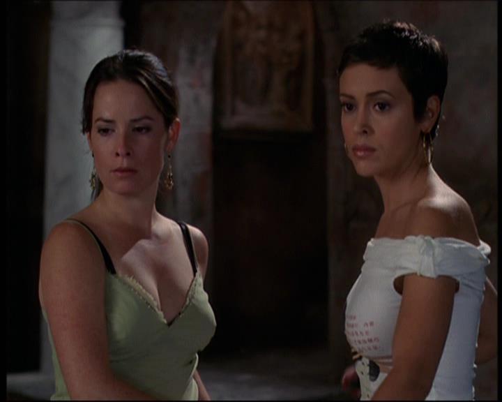 Charmed-Online-dot-net_605LovesAWitch2020.jpg