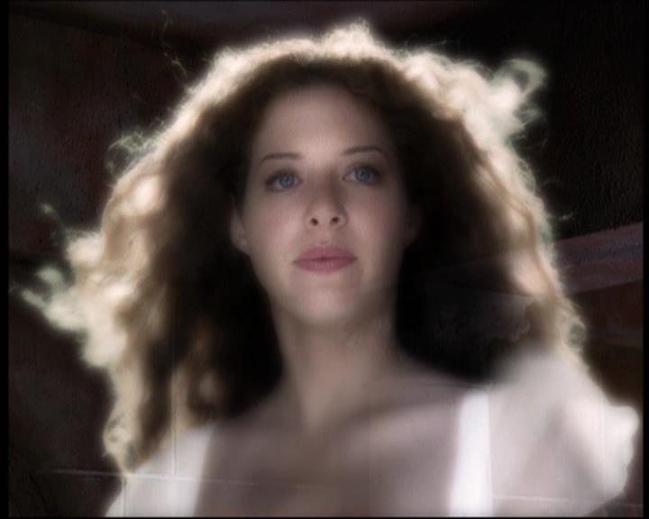 Charmed-Online-dot-net_605LovesAWitch2027.jpg Charmed-Online-dot-net_605LovesAWitch2027.jpg