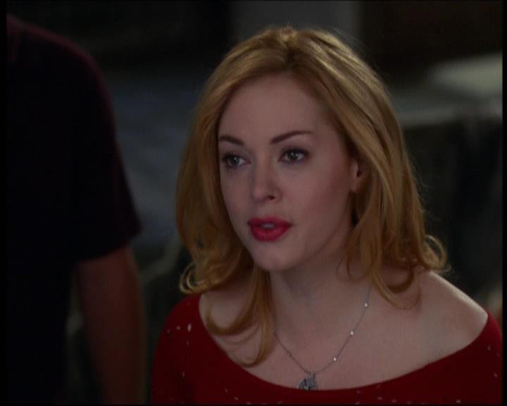 Charmed-Online-dot-net_605LovesAWitch2037.jpg Charmed-Online-dot-net_605LovesAWitch2037.jpg