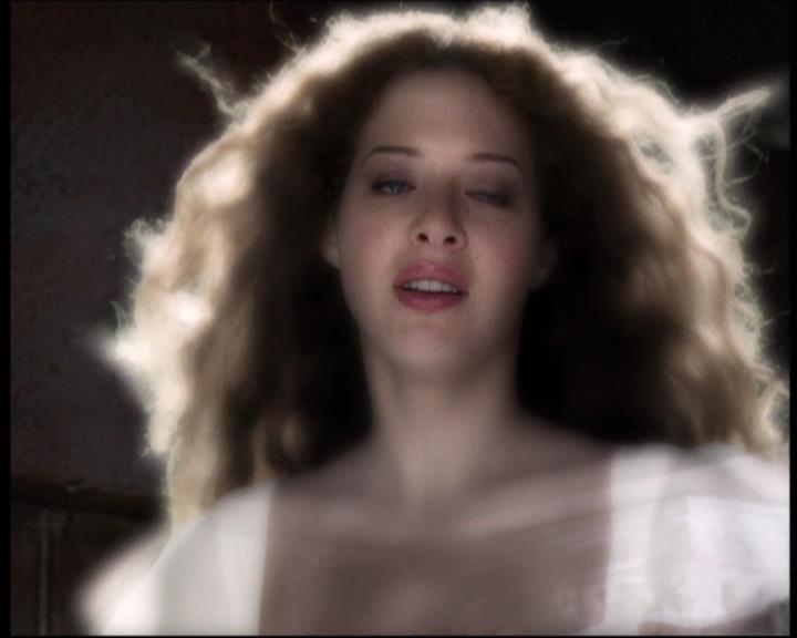 Charmed-Online-dot-net_605LovesAWitch2047.jpg Charmed-Online-dot-net_605LovesAWitch2047.jpg