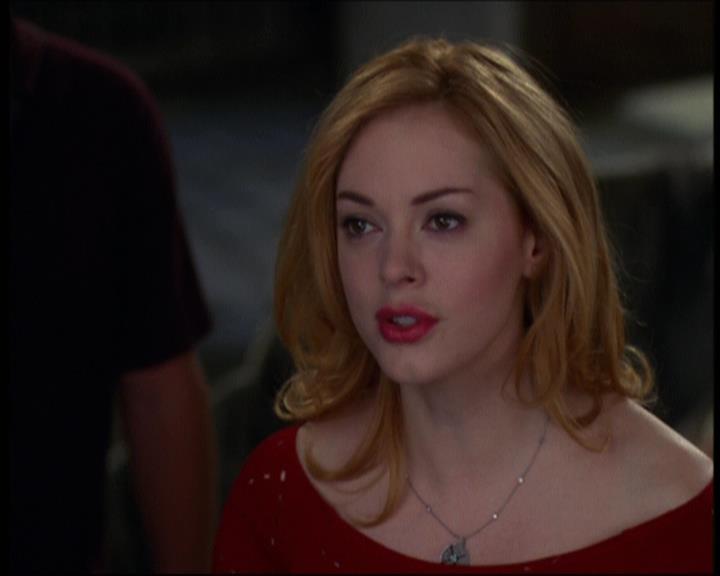 Charmed-Online-dot-net_605LovesAWitch2049.jpg Charmed-Online-dot-net_605LovesAWitch2049.jpg