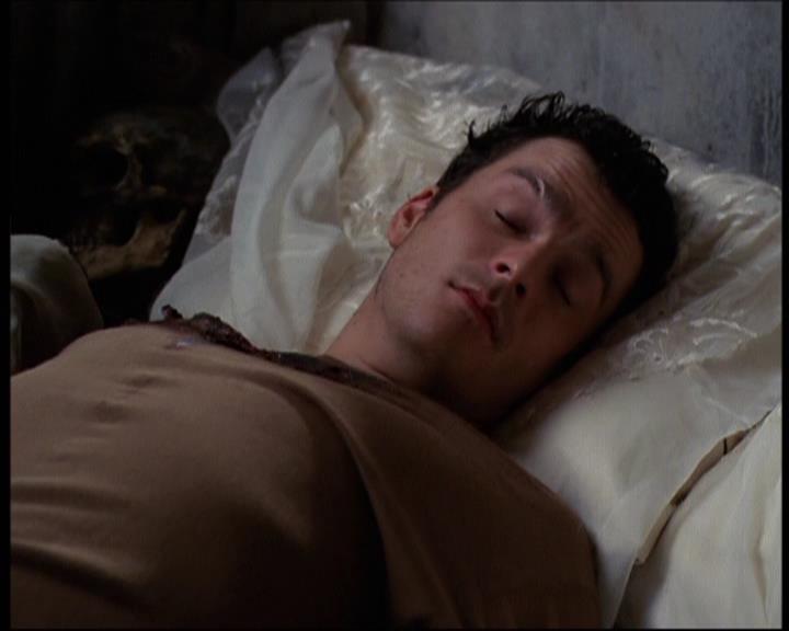 Charmed-Online-dot-net_605LovesAWitch2055.jpg Charmed-Online-dot-net_605LovesAWitch2055.jpg