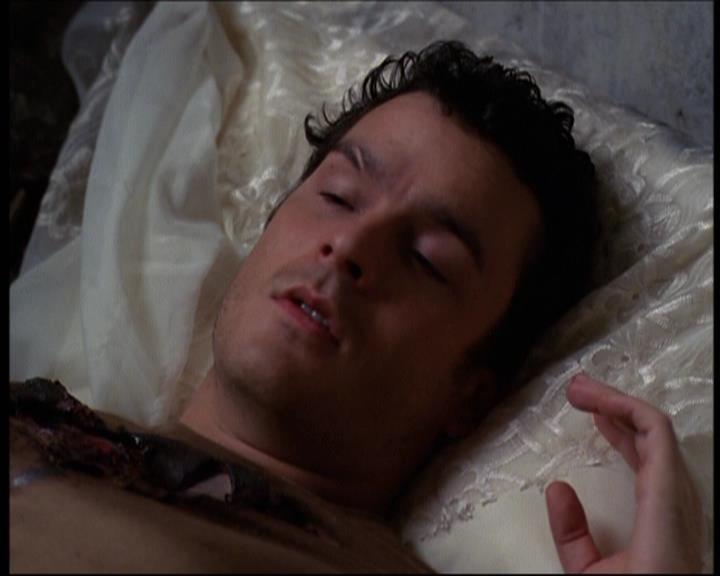 Charmed-Online-dot-net_605LovesAWitch2058.jpg Charmed-Online-dot-net_605LovesAWitch2058.jpg