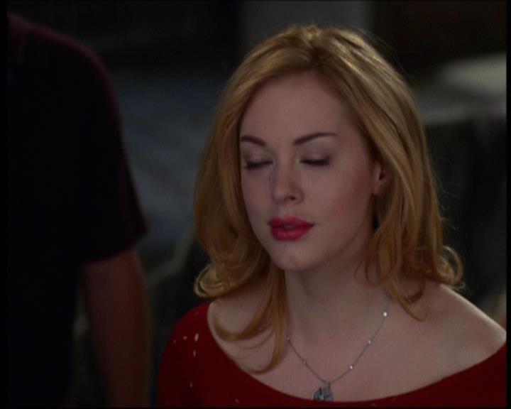 Charmed-Online-dot-net_605LovesAWitch2062.jpg Charmed-Online-dot-net_605LovesAWitch2062.jpg