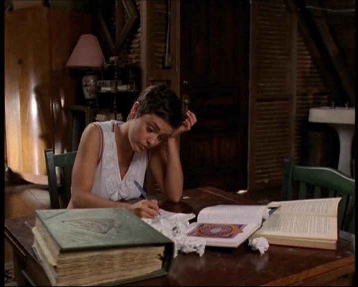 Charmed-Online-dot-net_605LovesAWitch2121.jpg Charmed-Online-dot-net_605LovesAWitch2121.jpg