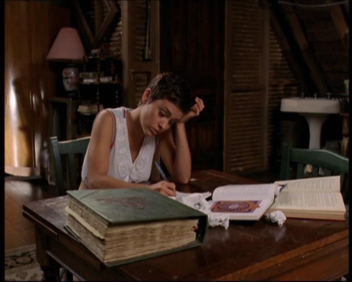 Charmed-Online-dot-net_605LovesAWitch2122.jpg Charmed-Online-dot-net_605LovesAWitch2122.jpg