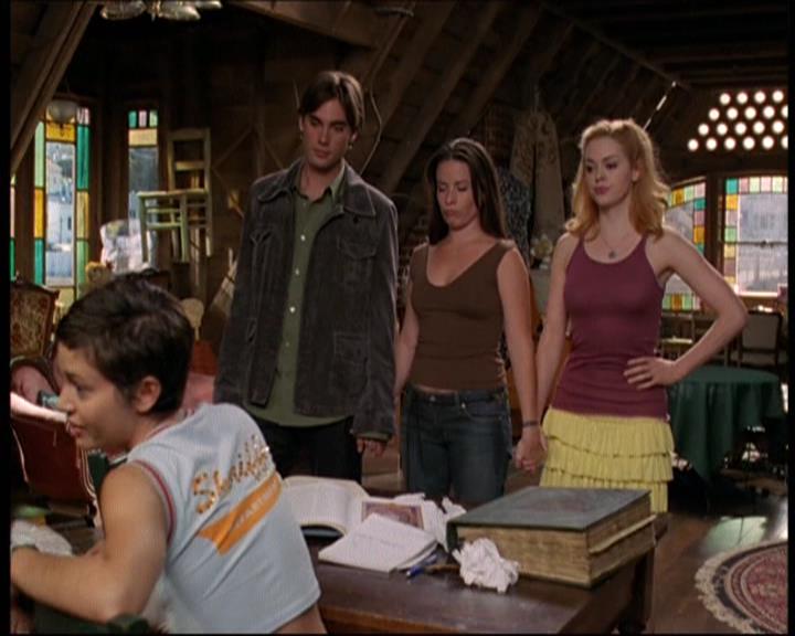 Charmed-Online-dot-net_605LovesAWitch2137.jpg
