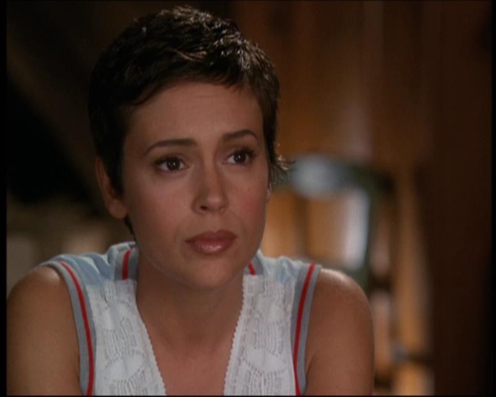 Charmed-Online-dot-net_605LovesAWitch2172.jpg Charmed-Online-dot-net_605LovesAWitch2172.jpg