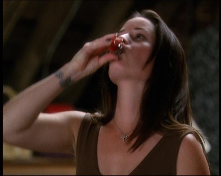 Charmed-Online-dot-net_605LovesAWitch2210.jpg Charmed-Online-dot-net_605LovesAWitch2210.jpg