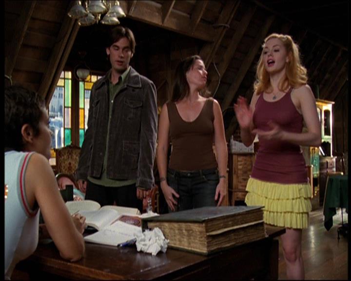 Charmed-Online-dot-net_605LovesAWitch2224.jpg