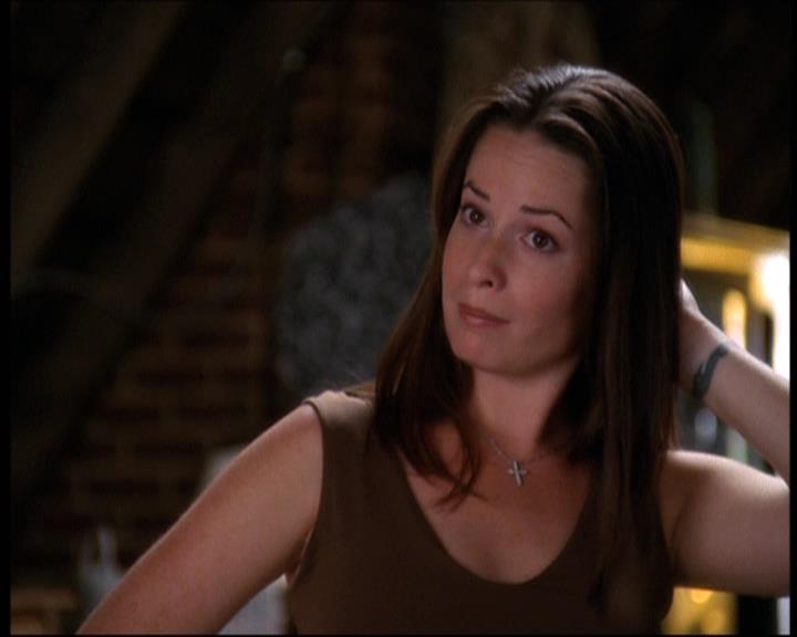 Charmed-Online-dot-net_605LovesAWitch2240.jpg Charmed-Online-dot-net_605LovesAWitch2240.jpg