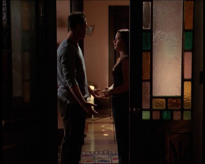 Charmed-Online-dot-net_605LovesAWitch2268.jpg Charmed-Online-dot-net_605LovesAWitch2268.jpg