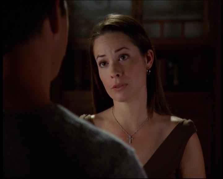 Charmed-Online-dot-net_605LovesAWitch2283.jpg Charmed-Online-dot-net_605LovesAWitch2283.jpg