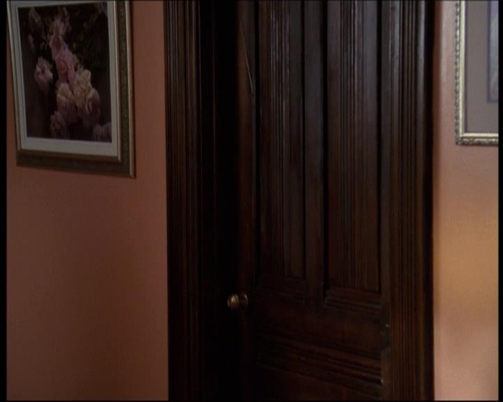 Charmed-Online-dot-net_605LovesAWitch2331.jpg Charmed-Online-dot-net_605LovesAWitch2331.jpg