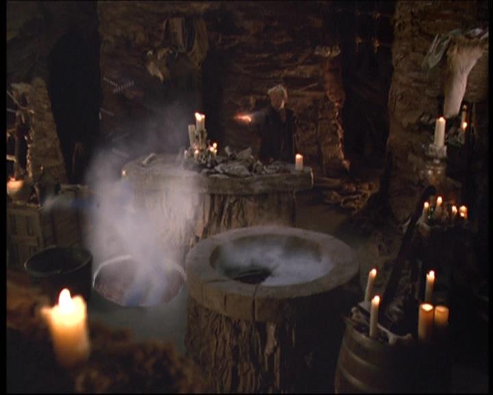 Charmed-Online-dot-net_606MyThreeWitches0445.jpg Charmed-Online-dot-net_606MyThreeWitches0445.jpg