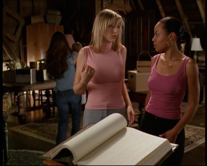 Charmed-Online-dot-net_606MyThreeWitches1588.jpg