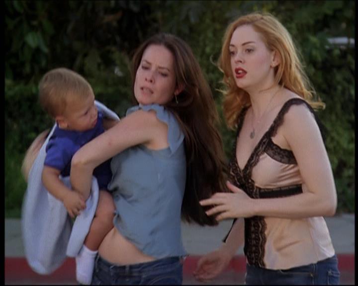 Charmed-Online-dot-net_606MyThreeWitches2015.jpg Charmed-Online-dot-net_606MyThreeWitches2015.jpg