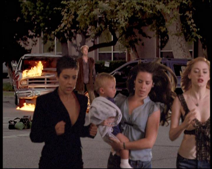 Charmed-Online-dot-net_606MyThreeWitches2042.jpg Charmed-Online-dot-net_606MyThreeWitches2042.jpg