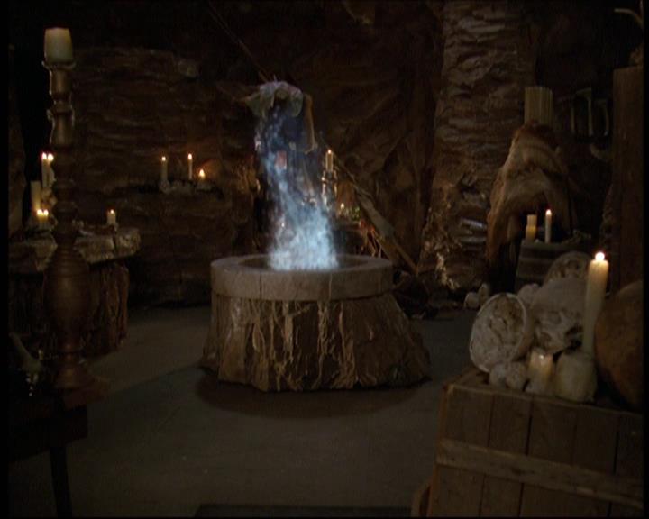 Charmed-Online-dot-net_606MyThreeWitches2054.jpg Charmed-Online-dot-net_606MyThreeWitches2054.jpg