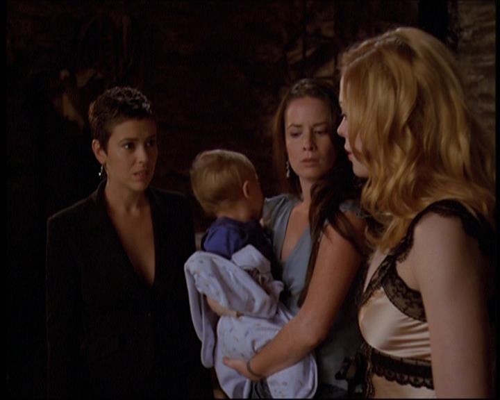 Charmed-Online-dot-net_606MyThreeWitches2068.jpg Charmed-Online-dot-net_606MyThreeWitches2068.jpg
