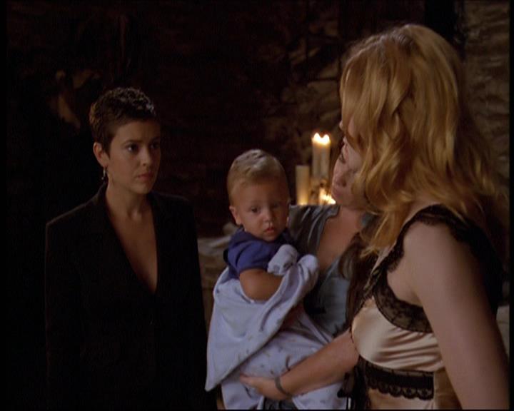 Charmed-Online-dot-net_606MyThreeWitches2072.jpg Charmed-Online-dot-net_606MyThreeWitches2072.jpg