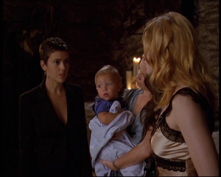 Charmed-Online-dot-net_606MyThreeWitches2073.jpg Charmed-Online-dot-net_606MyThreeWitches2073.jpg
