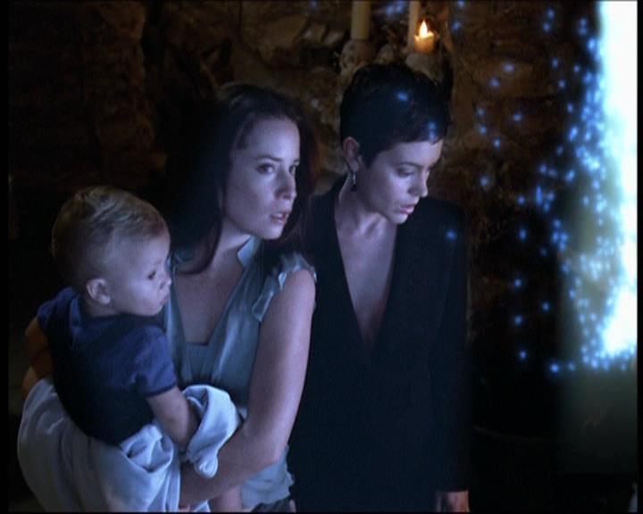 Charmed-Online-dot-net_606MyThreeWitches2086.jpg
