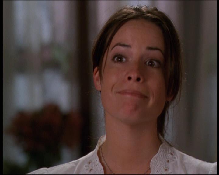 Charmed-Online-dot-net_606MyThreeWitches2171.jpg Charmed-Online-dot-net_606MyThreeWitches2171.jpg