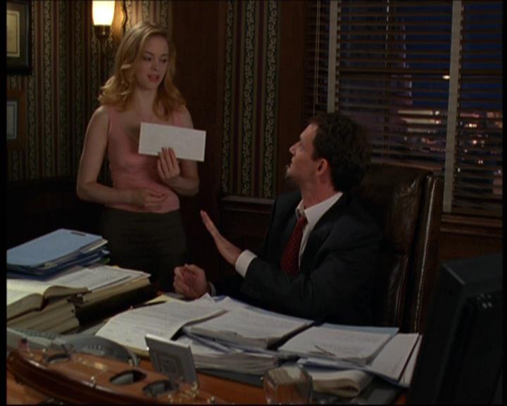 Charmed-Online-dot-net_607SoulSurvivor0039.jpg Charmed-Online-dot-net_607SoulSurvivor0039.jpg