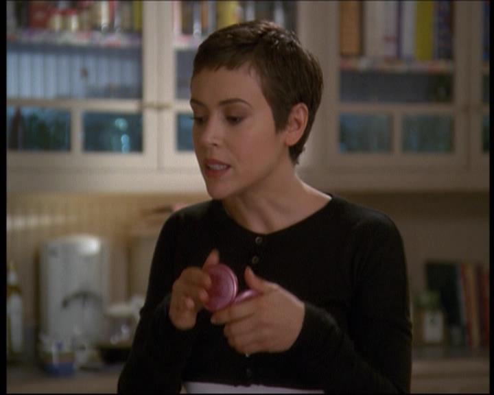 Charmed-Online-dot-net_607SoulSurvivor0262.jpg Charmed-Online-dot-net_607SoulSurvivor0262.jpg