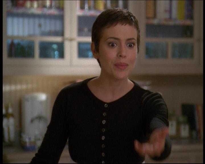 Charmed-Online-dot-net_607SoulSurvivor0271.jpg Charmed-Online-dot-net_607SoulSurvivor0271.jpg