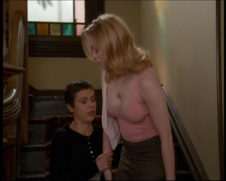 Charmed-Online-dot-net_607SoulSurvivor0322.jpg Charmed-Online-dot-net_607SoulSurvivor0322.jpg