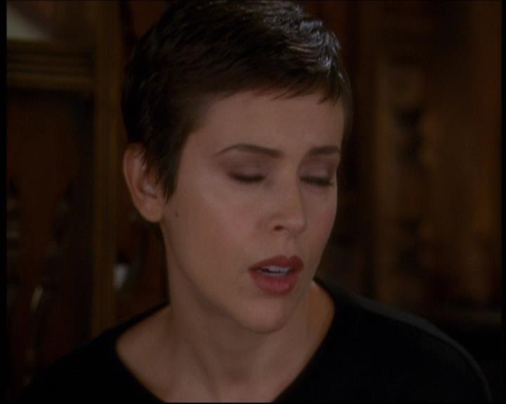 Charmed-Online-dot-net_607SoulSurvivor0364.jpg Charmed-Online-dot-net_607SoulSurvivor0364.jpg