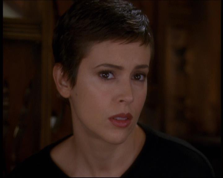 Charmed-Online-dot-net_607SoulSurvivor0366.jpg Charmed-Online-dot-net_607SoulSurvivor0366.jpg