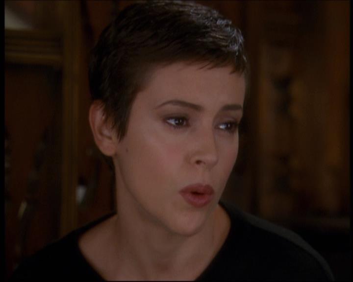 Charmed-Online-dot-net_607SoulSurvivor0375.jpg Charmed-Online-dot-net_607SoulSurvivor0375.jpg