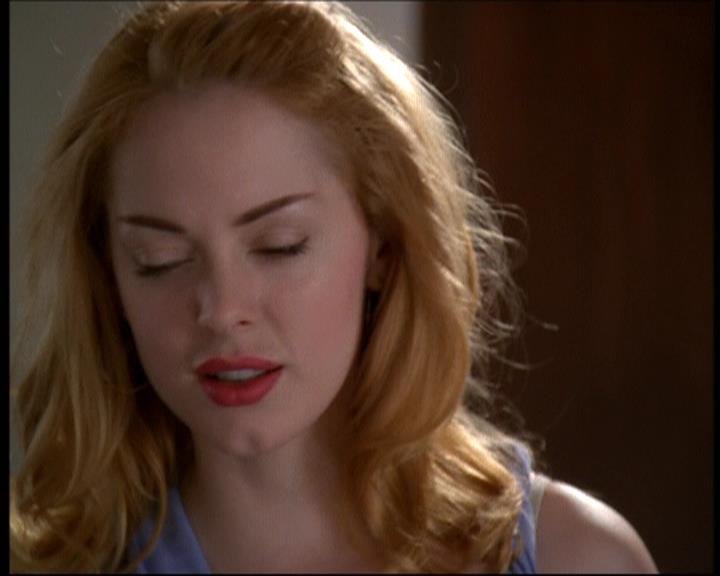 Charmed-Online-dot-net_607SoulSurvivor0557.jpg Charmed-Online-dot-net_607SoulSurvivor0557.jpg