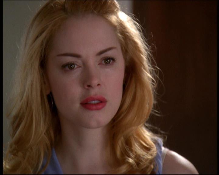 Charmed-Online-dot-net_607SoulSurvivor0565.jpg Charmed-Online-dot-net_607SoulSurvivor0565.jpg