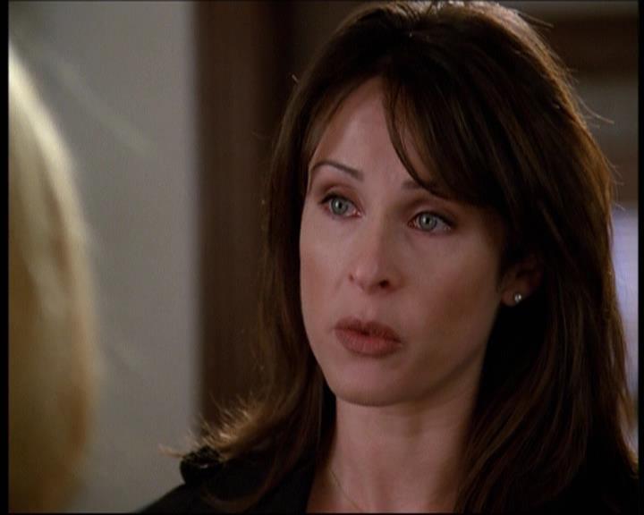 Charmed-Online-dot-net_607SoulSurvivor0566.jpg Charmed-Online-dot-net_607SoulSurvivor0566.jpg