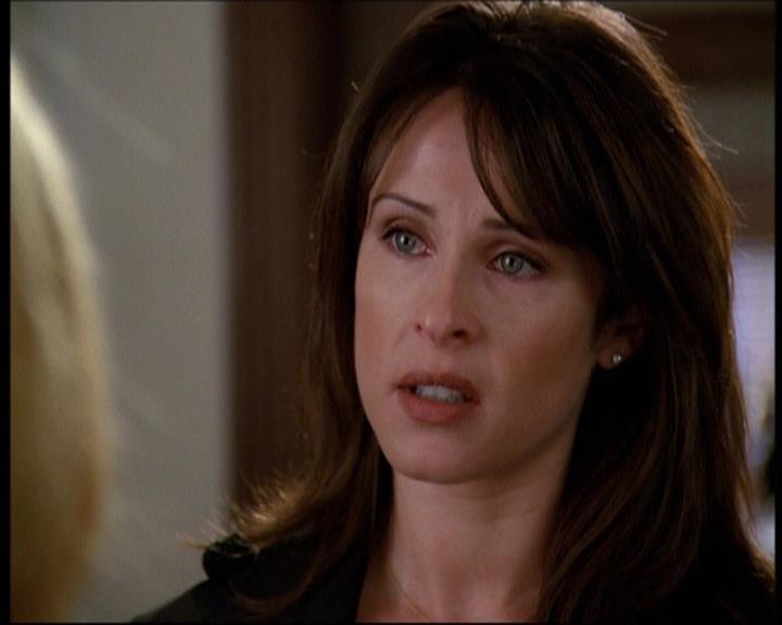 Charmed-Online-dot-net_607SoulSurvivor0569.jpg Charmed-Online-dot-net_607SoulSurvivor0569.jpg