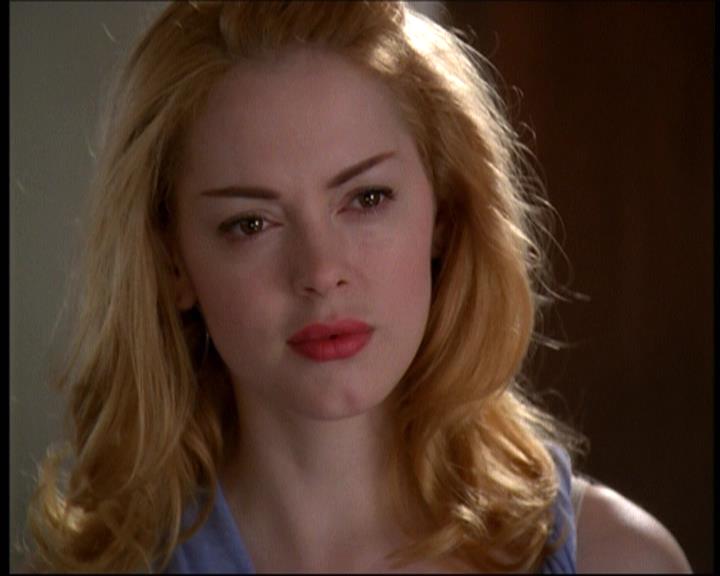 Charmed-Online-dot-net_607SoulSurvivor0579.jpg Charmed-Online-dot-net_607SoulSurvivor0579.jpg