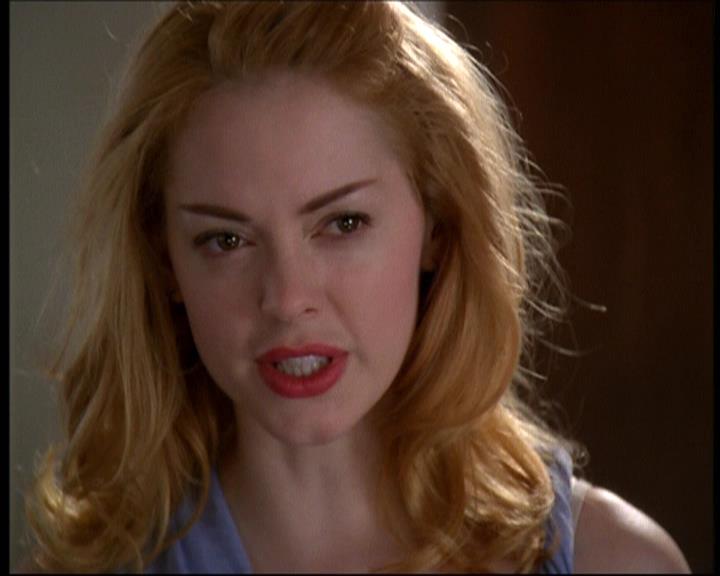 Charmed-Online-dot-net_607SoulSurvivor0580.jpg Charmed-Online-dot-net_607SoulSurvivor0580.jpg