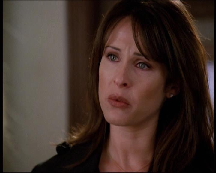 Charmed-Online-dot-net_607SoulSurvivor0592.jpg Charmed-Online-dot-net_607SoulSurvivor0592.jpg