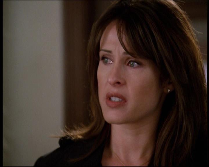 Charmed-Online-dot-net_607SoulSurvivor0599.jpg Charmed-Online-dot-net_607SoulSurvivor0599.jpg